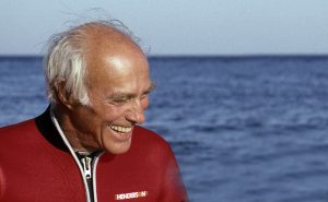 Thumbs up for seniors diving Stan Waterman: active diver at 88. Photo: Howard Hall